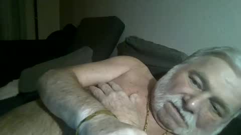 louis_chokdee online show from January 2025 07:37:01 PM
