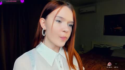 Snapshot of louriezita chatting on October 2025 06:20:01 PM Brook and Del online show from October 2025 06:20:01 PM