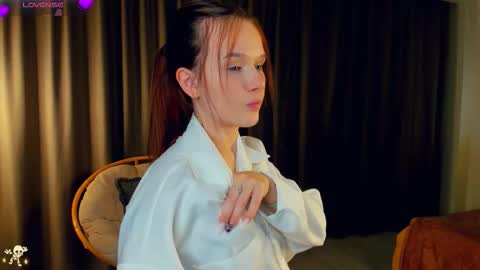 Snapshot of louriezita chatting on November 2025 05:55:02 PM Brook and Del online show from November 2025 05:55:02 PM