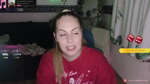 Lo Valentine online show from October 2025 05:47:02 AM