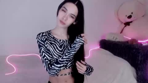 Snapshot of love_coin chatting on March 2025 12:26:02 AM Love is name - I want to be your hobby General of hearts troops online show from March 2025 12:26:02 AM