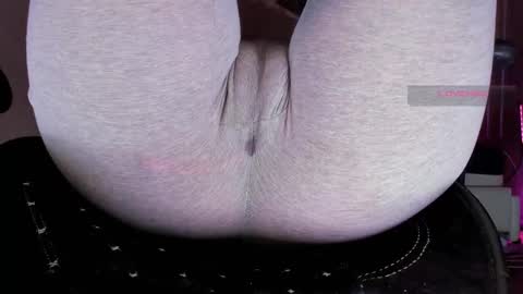 Snapshot of love_hard_kiru chatting on October 2025 10:49:01 AM Kira online show from October 2025 10:49:01 AM