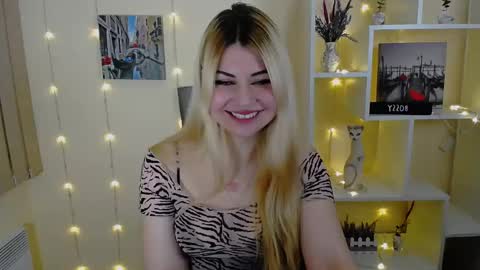 Alexya online show from February 2025 02:13:02 PM