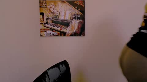 Alexya online show from March 2025 12:44:02 PM