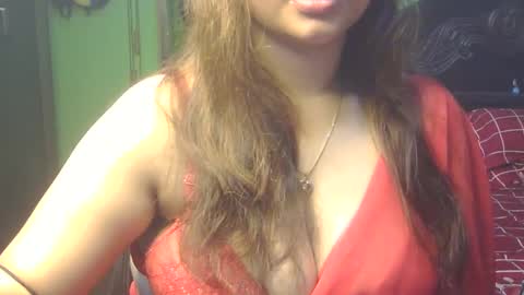 Luna online show from February 2025 08:30:01 PM