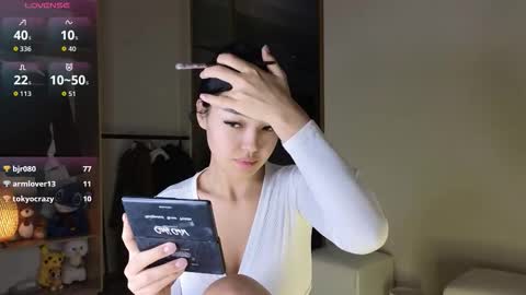 hi its me  online show from October 2025 12:57:01 AM