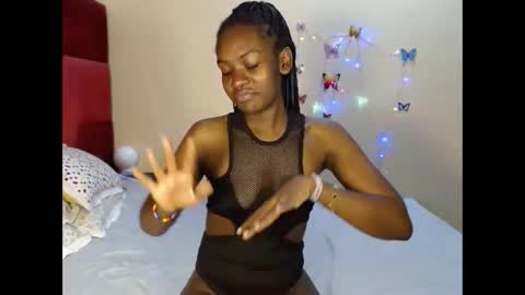 Snapshot of love_sparkle chatting on November 2025 03:44:01 PM love_sparkle online show from November 2025 03:44:01 PM