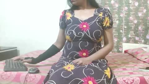 Divya online show from January 2025 11:18:02 AM