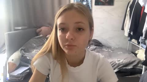 Snapshot of lovelladeboer chatting on October 2025 07:41:01 AM Ella online show from October 2025 07:41:01 AM