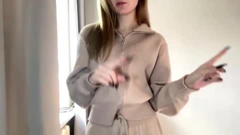 Snapshot of lovelladeboer chatting on October 2025 05:53:02 AM Ella online show from October 2025 05:53:02 AM