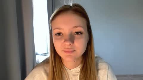 Snapshot of lovelladeboer chatting on November 2025 05:39:01 AM Ella online show from November 2025 05:39:01 AM