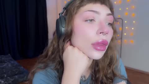 Elsa online show from December 2024 03:02:02 PM