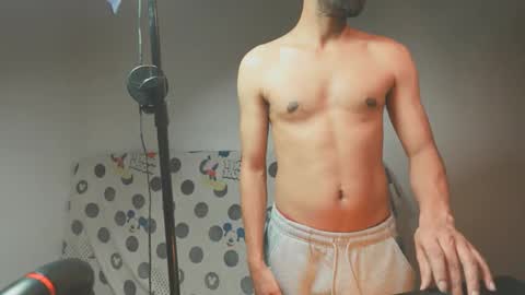 Lovely Person online show from February 2025 08:35:02 PM