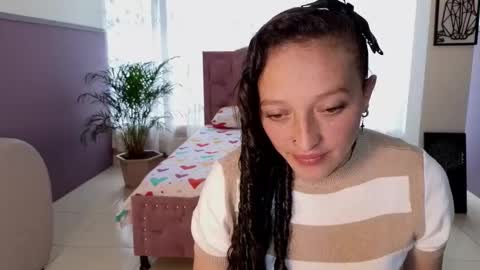 Snapshot of lovely_alaitz chatting on November 2025 02:50:02 PM Alaitz online show from November 2025 02:50:02 PM