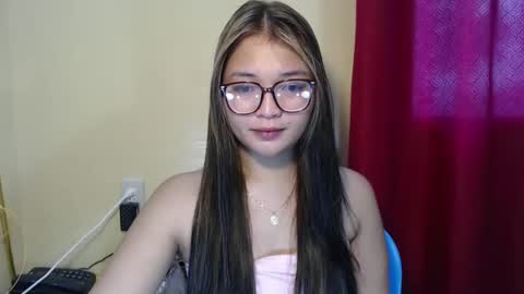 Lovely Laura online show from December 2024 04:22:02 AM
