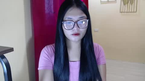Lovely Laura online show from February 2025 08:18:02 AM