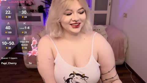 lovely_leilla online show from January 2025 11:21:02 PM