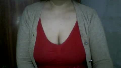 Snapshot of lovely_sweet_girl chatting on February 2025 09:25:01 PM katrina follow me guys online show from February 2025 09:25:01 PM