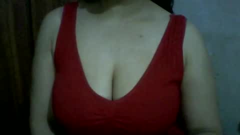 Snapshot of lovely_sweet_girl chatting on February 2025 05:48:02 AM katrina follow me guys online show from February 2025 05:48:02 AM