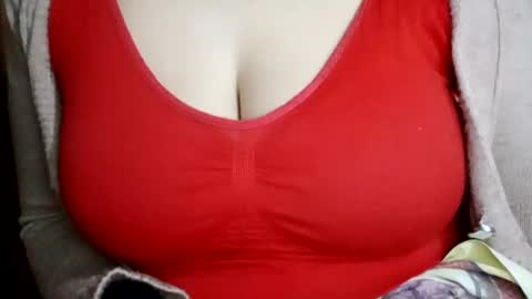 Snapshot of lovely_sweet_girl chatting on February 2025 03:47:02 AM katrina follow me guys online show from February 2025 03:47:02 AM