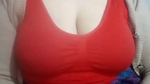 Snapshot of lovely_sweet_girl chatting on February 2025 10:20:02 PM katrina follow me guys online show from February 2025 10:20:02 PM