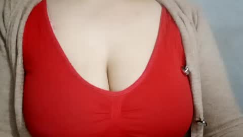Snapshot of lovely_sweet_girl chatting on March 2025 02:46:02 AM katrina follow me guys online show from March 2025 02:46:02 AM