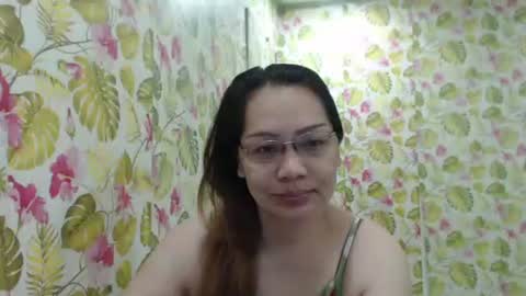 lovelyasiancutie online show from November 2025 09:06:02 PM