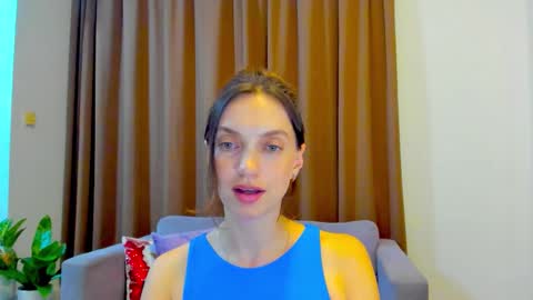 Snapshot of lovelyeemia chatting on November 2025 01:23:01 PM Mia online show from November 2025 01:23:01 PM