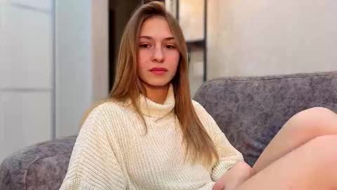 Kate only online show from October 2025 02:18:02 PM