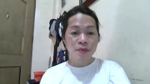 Snapshot of lovelykimts32 chatting on September 2025 01:44:01 AM lovelykimts32 online show from September 2025 01:44:01 AM