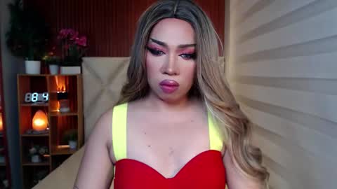 Snapshot of lovelymarie69 chatting on October 2025 03:42:01 PM Rebeca online show from October 2025 03:42:01 PM