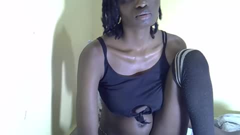 lovelymee2 online show from October 2025 02:23:02 AM