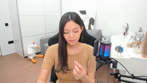kim online show from December 2024 08:37:02 PM