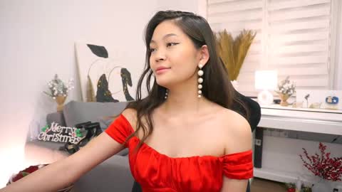 kim online show from December 2024 12:03:02 AM