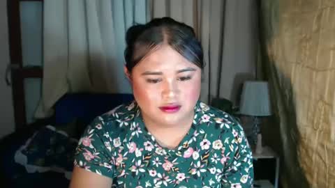 Snapshot of lovelypinaychubsx chatting on January 2025 09:02:02 AM lovely online show from January 2025 09:02:02 AM