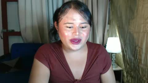 Snapshot of lovelypinaychubsx chatting on January 2025 06:25:01 PM lovely online show from January 2025 06:25:01 PM
