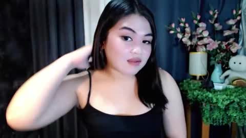 Snapshot of lovelyrhean chatting on October 2025 01:48:02 AM Rhean online show from October 2025 01:48:02 AM