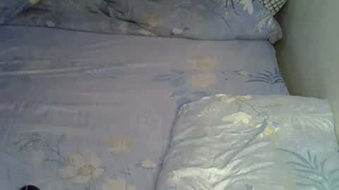 lovelytin online show from October 2025 07:58:02 PM