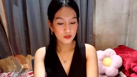 Snapshot of loveme_fiona chatting on October 2025 11:17:02 PM loveme_fiona online show from October 2025 11:17:02 PM