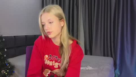 NTMY IM LANA online show from December 2024 09:08:02 PM