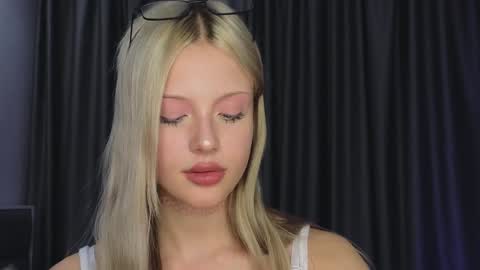 NTMY IM LANA online show from January 2025 06:14:01 PM