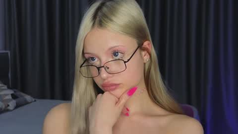 NTMY IM LANA online show from January 2025 09:14:02 PM