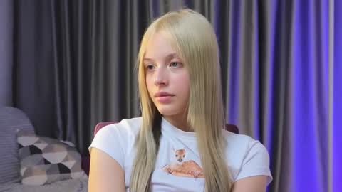 NTMY IM LANA online show from February 2025 01:21:02 PM