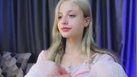 NTMY IM LANA online show from February 2025 01:51:01 PM