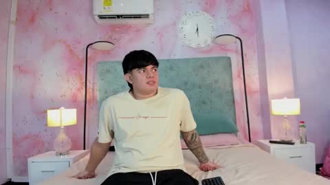 Snapshot of loverebels_ chatting on November 2025 12:36:02 PM loverebels_ online show from November 2025 12:36:02 PM