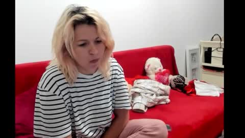 lovesally7 online show from September 2025 10:34:01 PM
