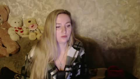 Snapshot of lovesrebecca chatting on February 2025 04:16:02 AM LovesRebecca online show from February 2025 04:16:02 AM