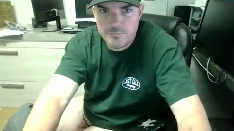 Love2Game online show from December 2025 01:10:01 AM