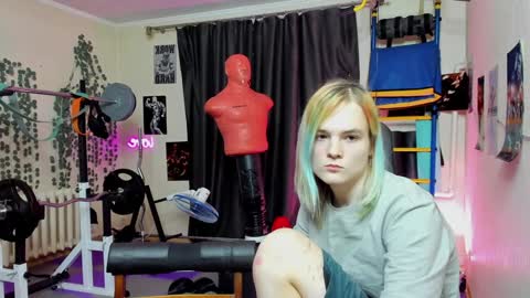 Snapshot of loyasteve chatting on December 2024 10:55:02 AM VECTORSTEVEPVT IS OPEN online show from December 2024 10:55:02 AM