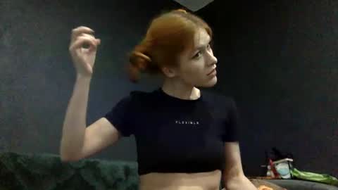 Snapshot of luamelie chatting on October 2025 06:47:01 PM luamelie online show from October 2025 06:47:01 PM